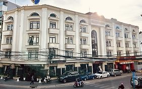 Sandals Camellia Hotel